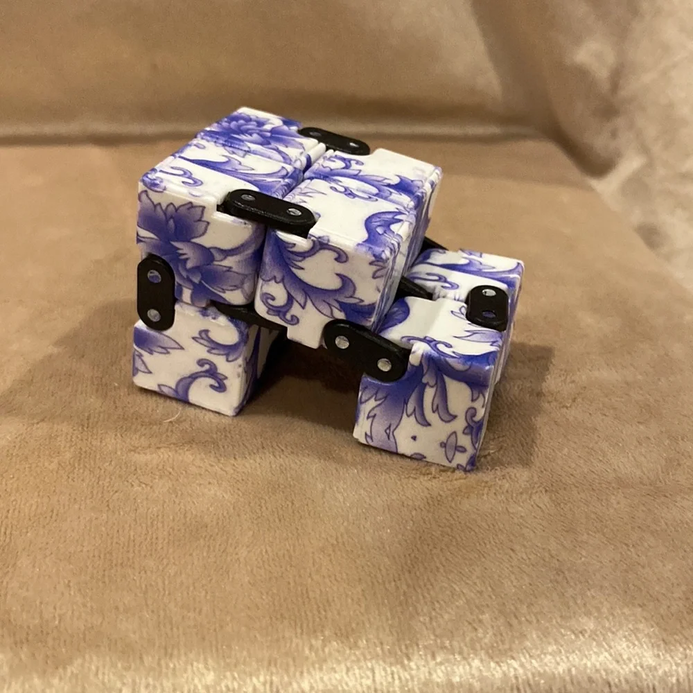 Infinity cube - Picture 3 of 5